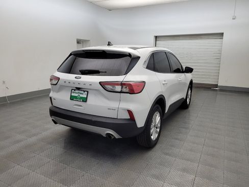 Used 2022 Ford Escape SE AWD/4WD image 9