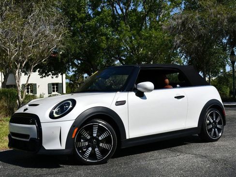 Used 2023 MINI Cooper S FWD image 2