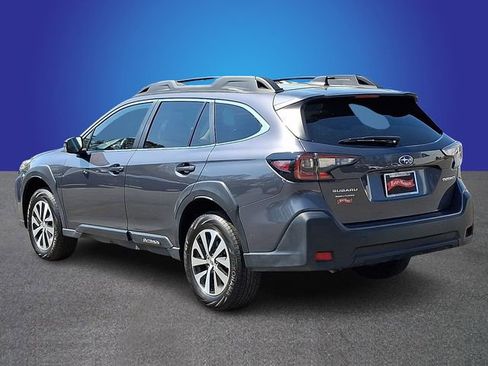 Certified 2025 Subaru Outback Premium image 6