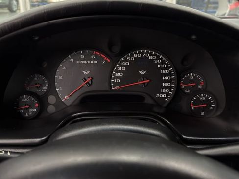 Used 2001 Chevrolet Corvette Coupe w/ Preferred Equipment Group2 RWD image 15