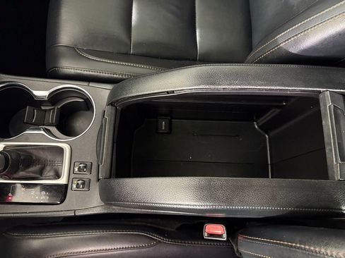 Used 2019 Toyota Highlander XLE image 33