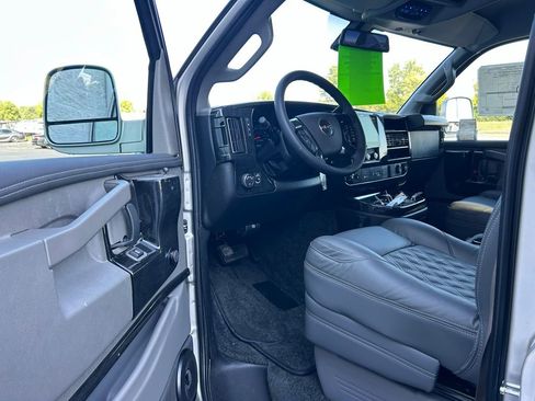 New 2025 GMC Savana 2500 w/ Driver Convenience Package image 23