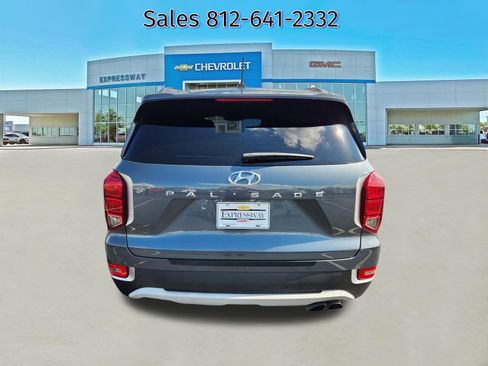 Used 2021 Hyundai Palisade SEL FWD image 6