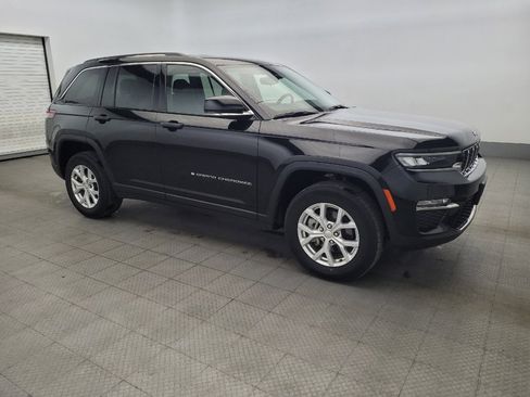 Used 2023 Jeep Grand Cherokee Limited image 11