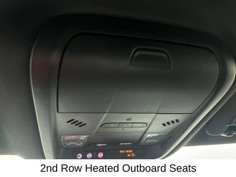 Used 2023 Buick Enclave Premium AWD/4WD image 46