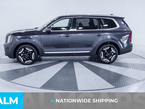 Used 2025 Kia Telluride S FWD image 2