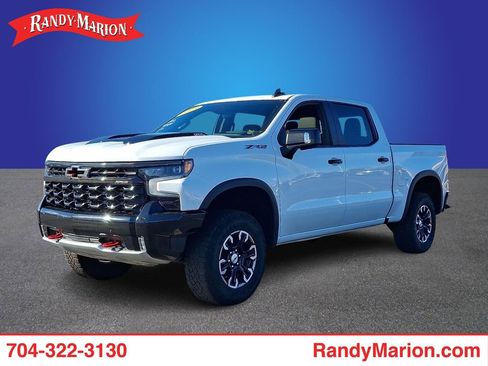 Used 2023 Chevrolet Silverado 1500 ZR2 w/ Technology Package image 1