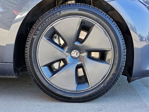 Used 2023 Tesla Model 3 Long Range AWD/4WD image 32