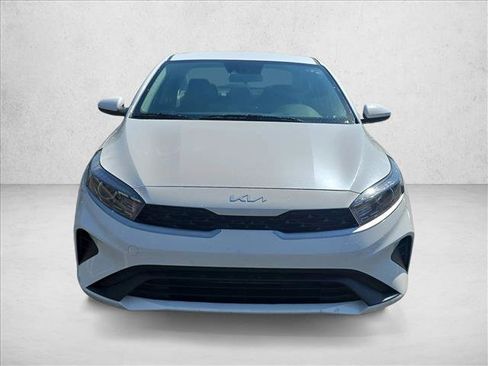 Used 2024 Kia Forte LXS FWD image 2