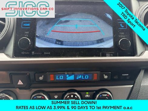 Used 2017 Toyota Tacoma TRD Sport AWD/4WD image 17