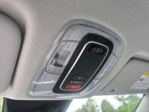 New 2026 Hyundai Kona SE image 17