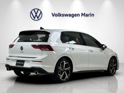 New 2026 Volkswagen GTI SE FWD image 5