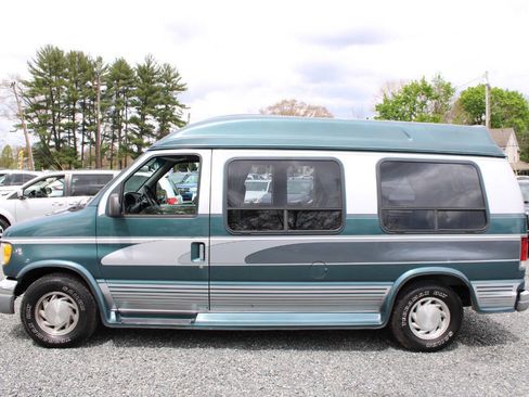 Used 1997 Ford E-150 and Econoline 150 RWD image 10