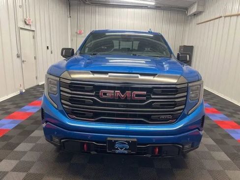 Used 2022 GMC Sierra 1500 AT4 w/ Sierra Safety Plus Package AWD/4WD image 7