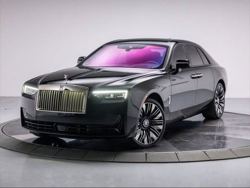 Used 2025 Rolls-Royce Ghost AWD/4WD image 1
