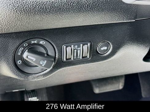 Used 2023 Dodge Challenger SXT w/ Blacktop Package image 10