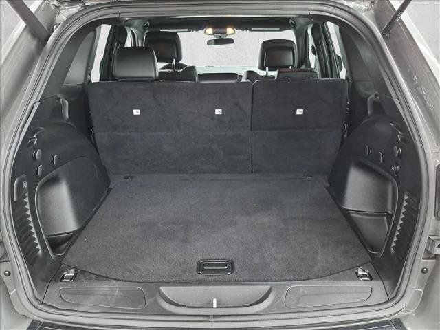 Used 2021 Jeep Grand Cherokee Laredo X RWD image 6