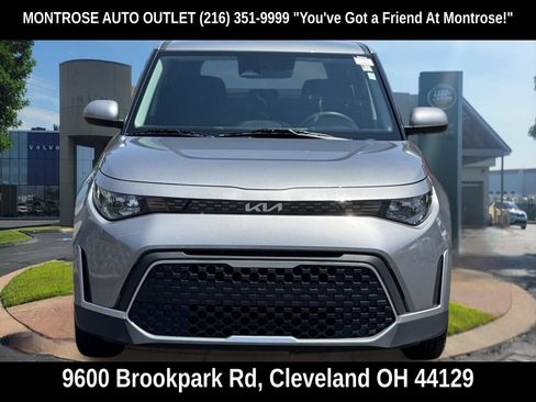Used 2024 Kia Soul LX w/ Option Group 015 FWD image 11