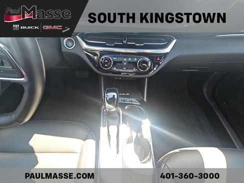 Certified 2024 Buick Envista Sport Touring w/ Convenience I Package FWD image 13