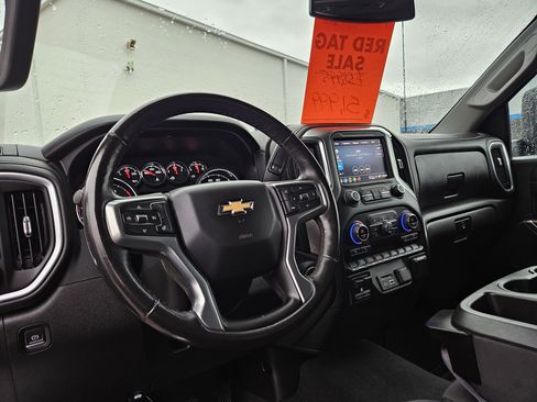 Used 2022 Chevrolet Silverado 2500 LT w/ Texas Edition image 14