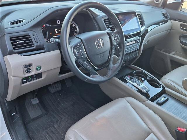 Used 2016 Honda Pilot Touring image 9