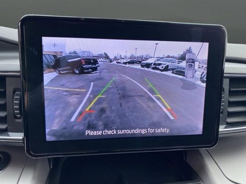 Certified 2023 Ford Explorer XLT w/ Equipment Group 202A image 10