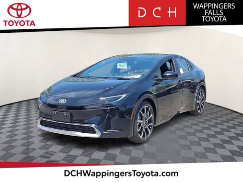 New 2026 Toyota Prius Plug-In Hybrid FWD image 1