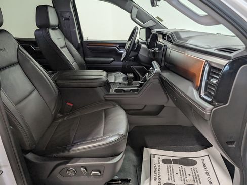 Used 2024 GMC Sierra 1500 Denali w/ Denali Reserve Package AWD/4WD image 21
