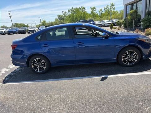 Certified 2024 Kia Forte LXS w/ LXS Technology Package FWD image 8