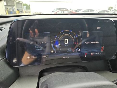 Used 2026 Chevrolet Traverse LT w/ Driver Confidence Package AWD/4WD image 4