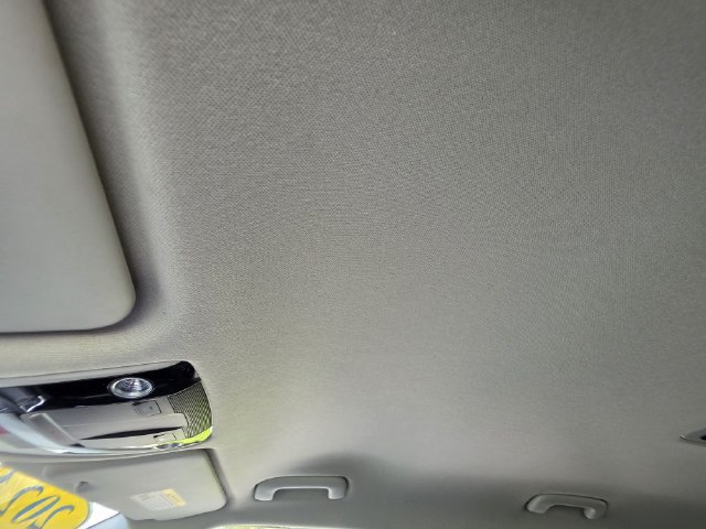 Certified 2024 Kia Seltos EX FWD image 30