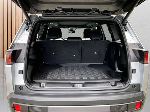 New 2026 Jeep Cherokee Overland AWD/4WD image 24