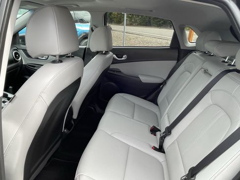 Certified 2023 Hyundai Kona Limited FWD image 14