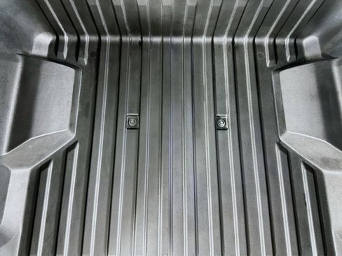 Used 2025 GMC Hummer EV 3X w/ LPO, Cargo Utility Package image 13