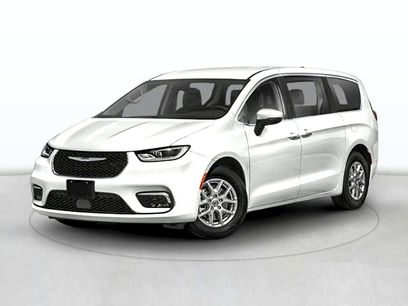 Used 2024 Chrysler Pacifica Touring-L