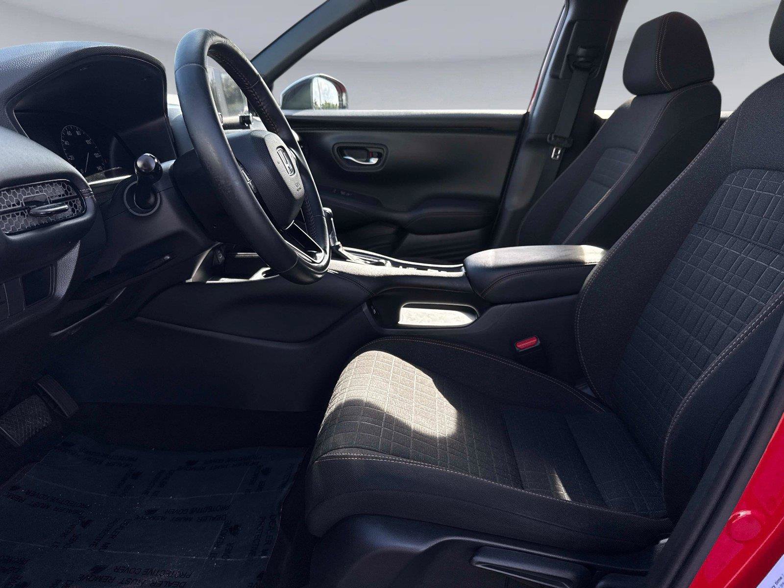 Certified 2023 Honda HR-V Sport image 18