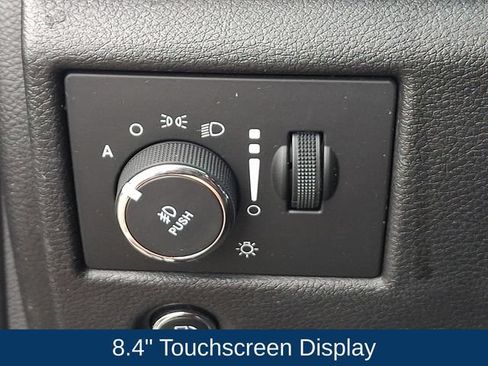 Used 2016 Jeep Grand Cherokee Limited AWD/4WD image 9