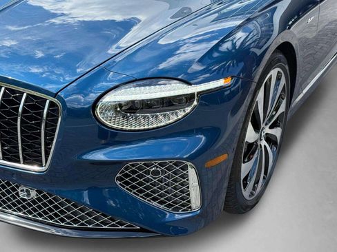 New 2026 Bentley Continental GTC AWD/4WD image 15