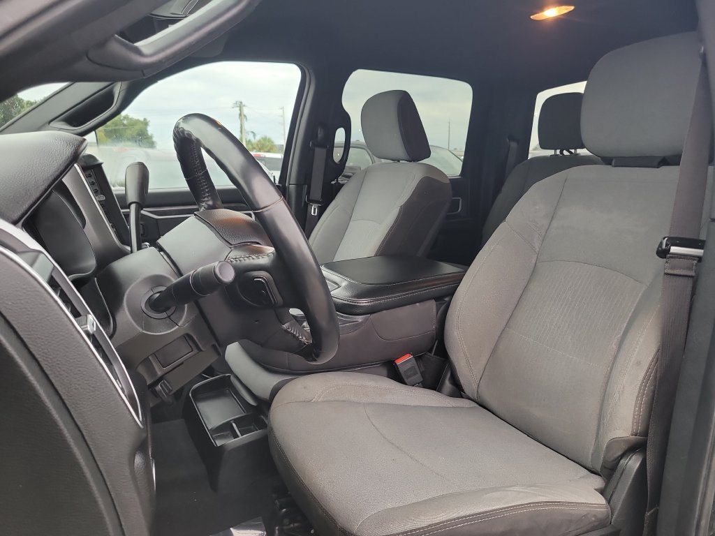 Certified 2024 RAM 2500 Big Horn AWD/4WD image 18