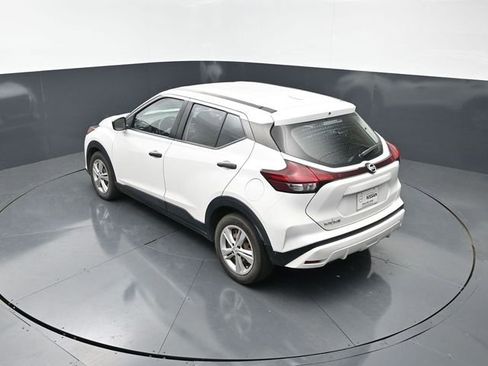 Used 2021 Nissan Kicks S FWD image 15