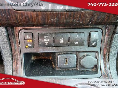 Used 2015 Chevrolet Traverse LT image 22