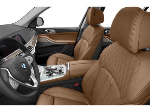 Used 2019 BMW X7 xDrive50i w/ M Sport Package AWD/4WD image 12