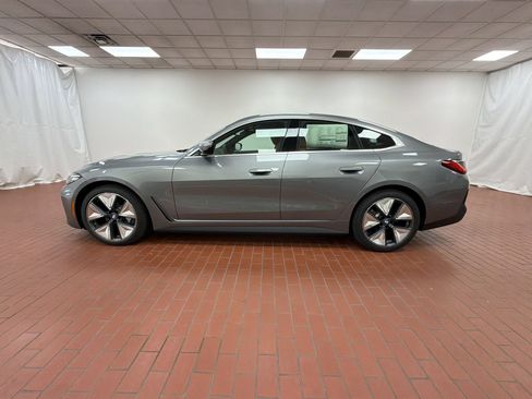Used 2026 BMW i4 xDrive40i w/ Premium Package AWD/4WD image 2
