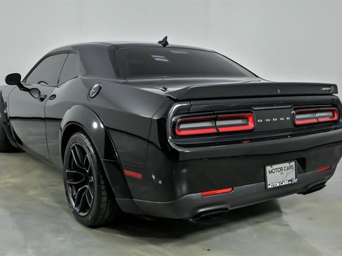 Used 2019 Dodge Challenger SRT Hellcat Redeye RWD image 8