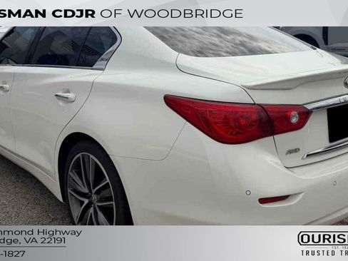 Used 2015 INFINITI Q50 Sport w/ Technology Package image 3