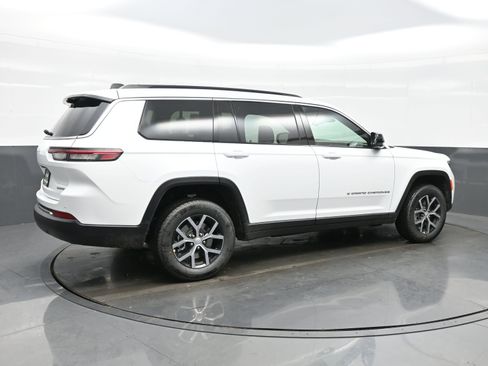 New 2025 Jeep Grand Cherokee L Limited w/ Luxury Tech Group II AWD/4WD image 6