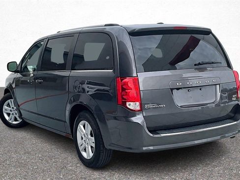 Used 2019 Dodge Grand Caravan SXT image 5