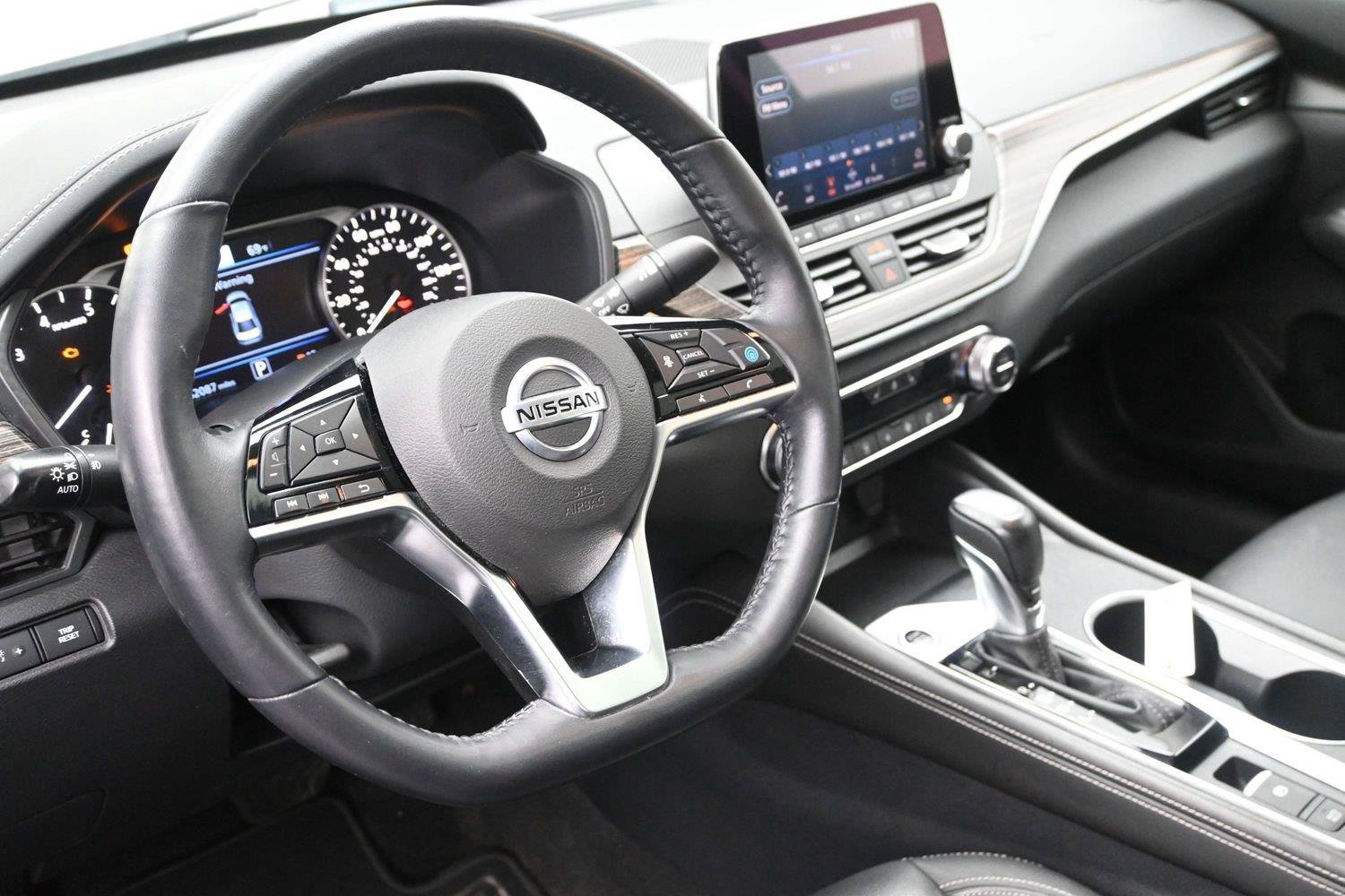 Used 2019 Nissan Altima 2.5 SL AWD/4WD image 2