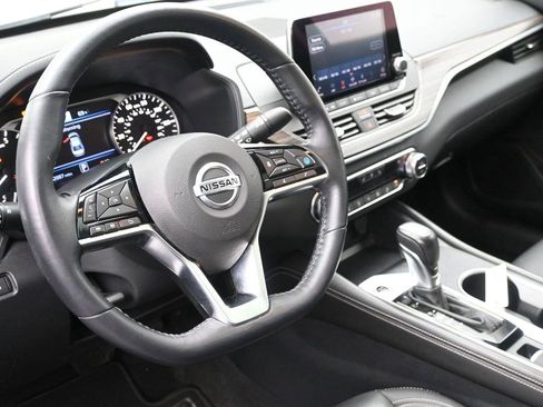 Used 2019 Nissan Altima 2.5 SL AWD/4WD image 2