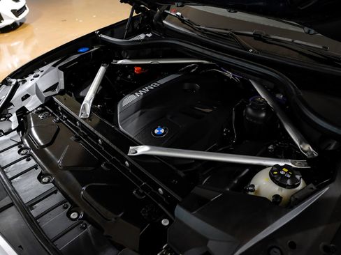 Used 2025 BMW X6 xDrive40i image 56